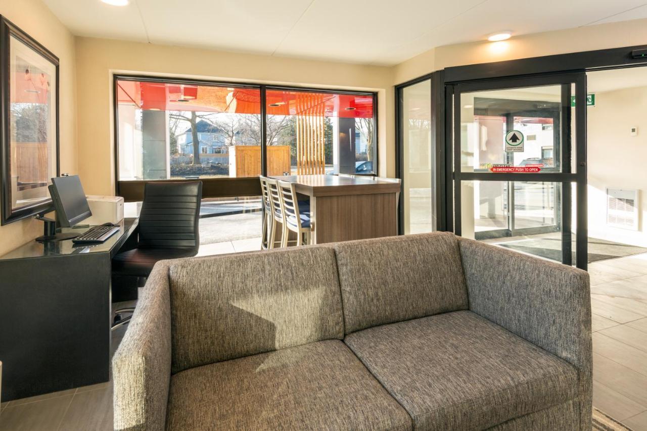 Comfort Inn West Ottawa Exteriér fotografie