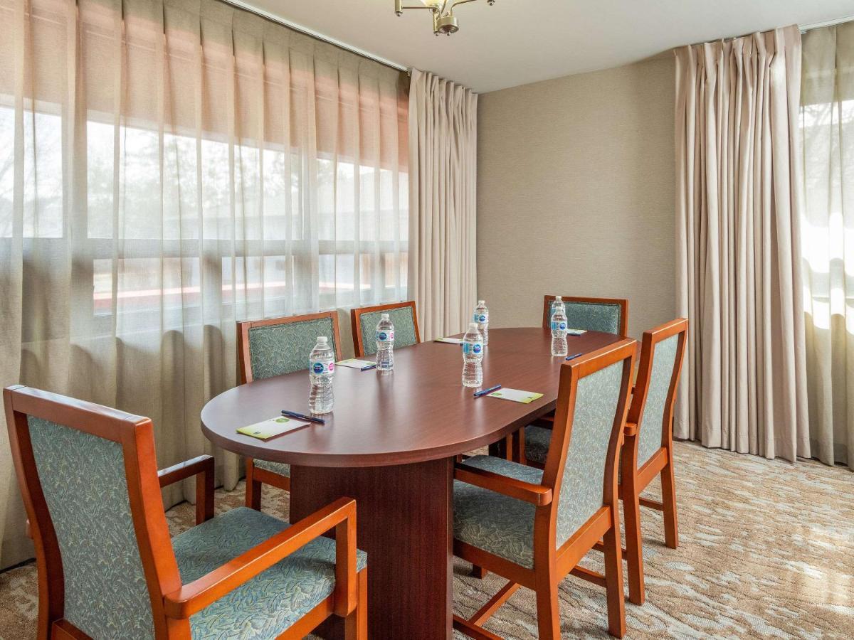 Comfort Inn West Ottawa Exteriér fotografie