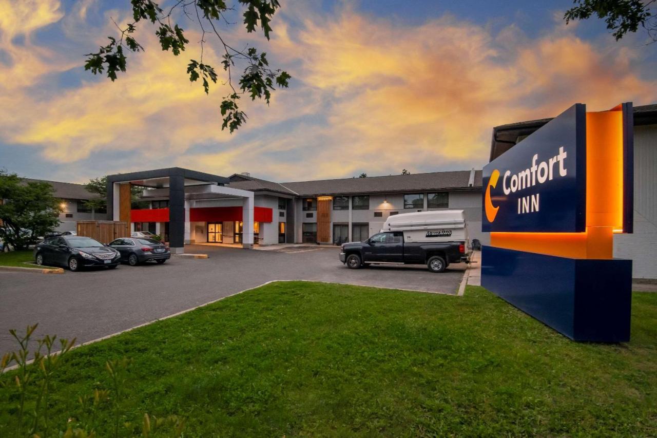 Comfort Inn West Ottawa Exteriér fotografie